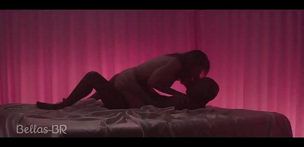 Videos com cenas de sexo explícito